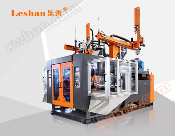 Manufacturer direct sales, one out two fully automatic bottle blowing machine, 2L machine, oil tank, oil drum blow molding machine, small bottle making machine